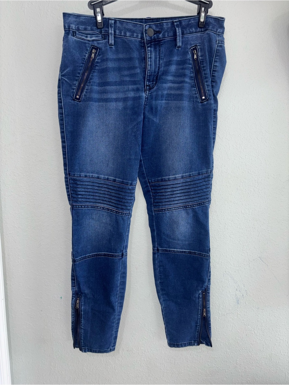 Women’s Dark Blue Moto-Style Jeggings with Zip Accents